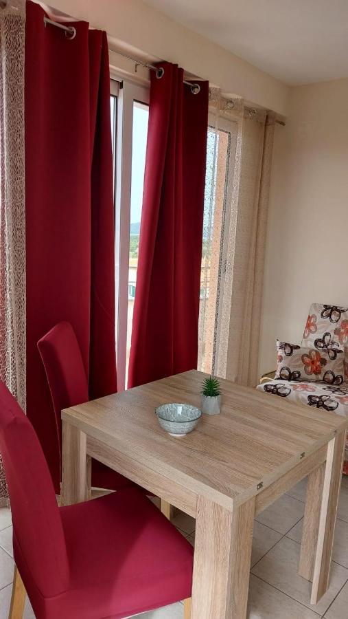 Apartment Ruby 希贝尼克 外观 照片